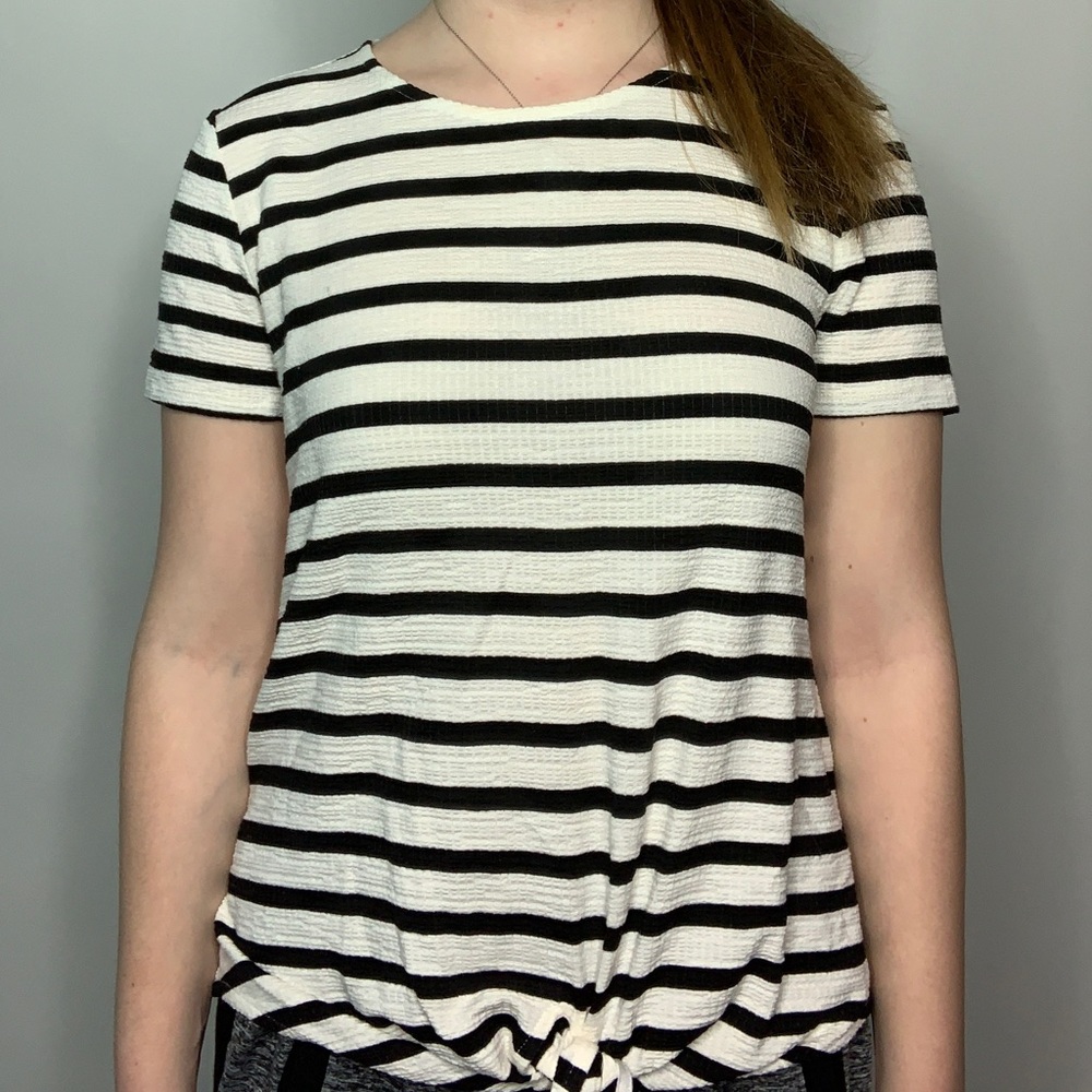 Tie front black and white blouse